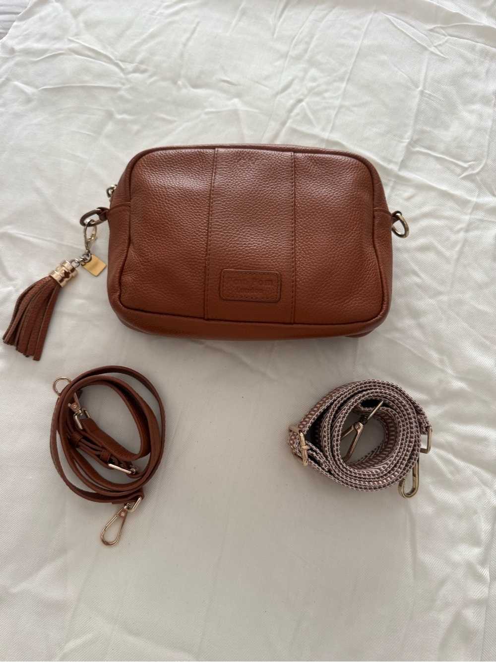 Pom Pom London Cognac Pebbled Crossbody Bag 2 Straps & Tassel & orig dust bag